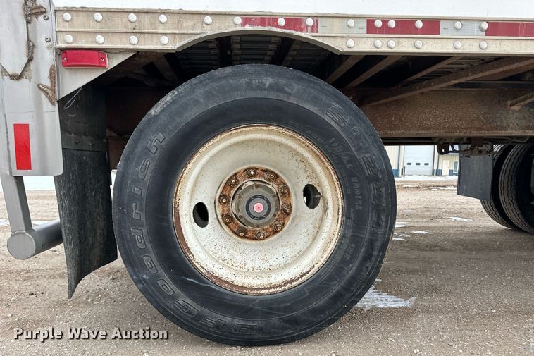 image for item ER8579 2012 Wilkens walking floor trailer