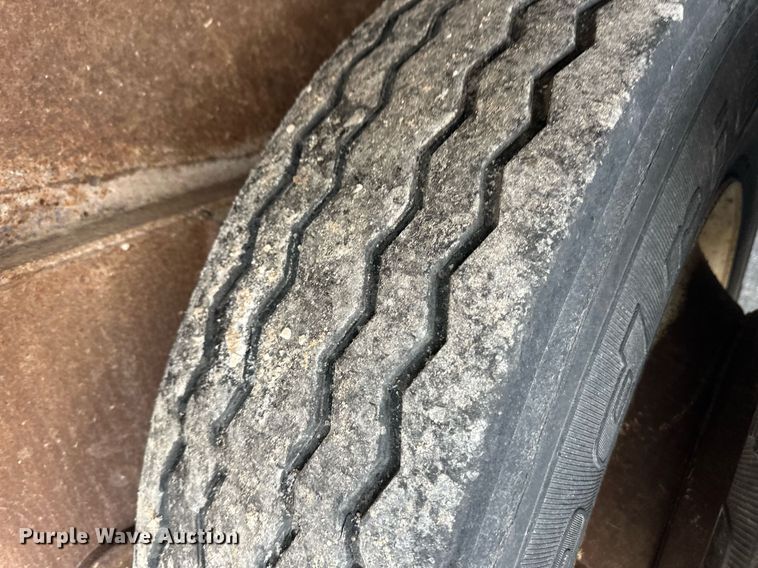 image for item ER8579 2012 Wilkens walking floor trailer