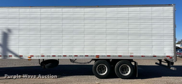 image for item ER8583 2013 Great Dane refrigerated van trailer