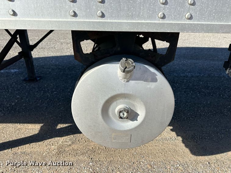 image for item ER8583 2013 Great Dane refrigerated van trailer