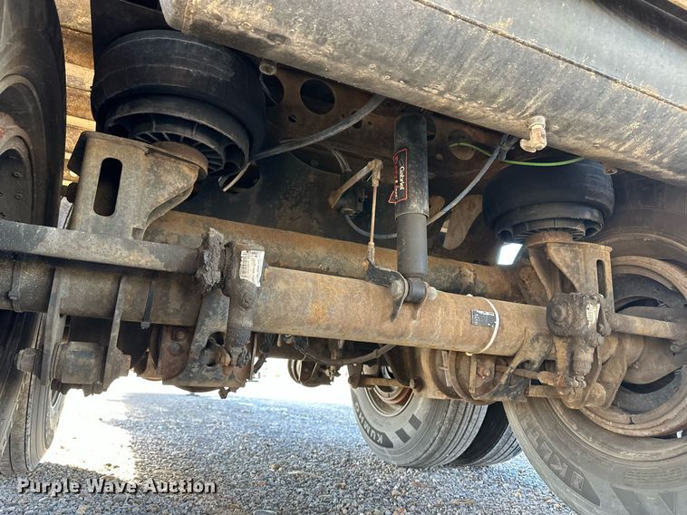 image for item ER8583 2013 Great Dane refrigerated van trailer