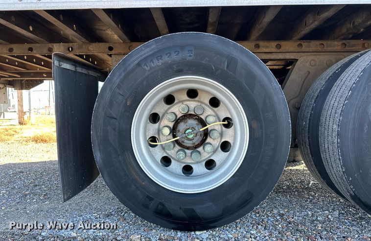 image for item ER8583 2013 Great Dane refrigerated van trailer