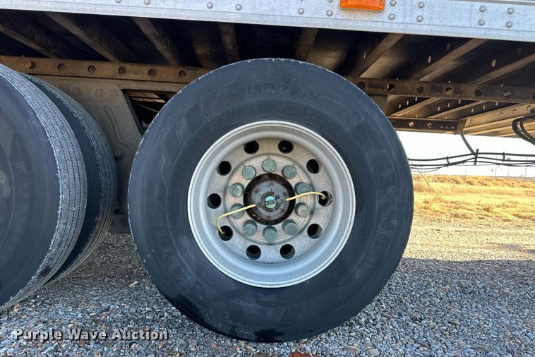 image for item ER8583 2013 Great Dane refrigerated van trailer