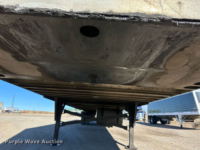 image for item ER8584 2007 Utility VS2RA refrigerated van trailer