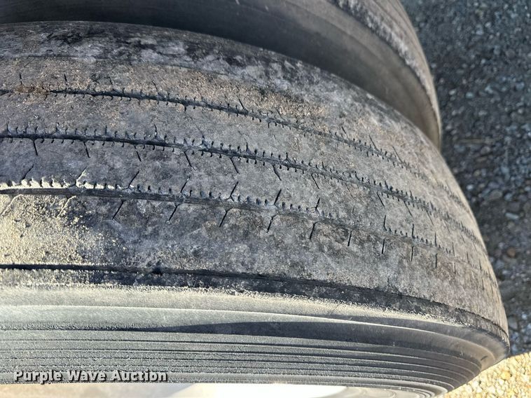 image for item ER8584 2007 Utility VS2RA refrigerated van trailer