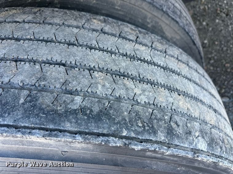 image for item ER8584 2007 Utility VS2RA refrigerated van trailer