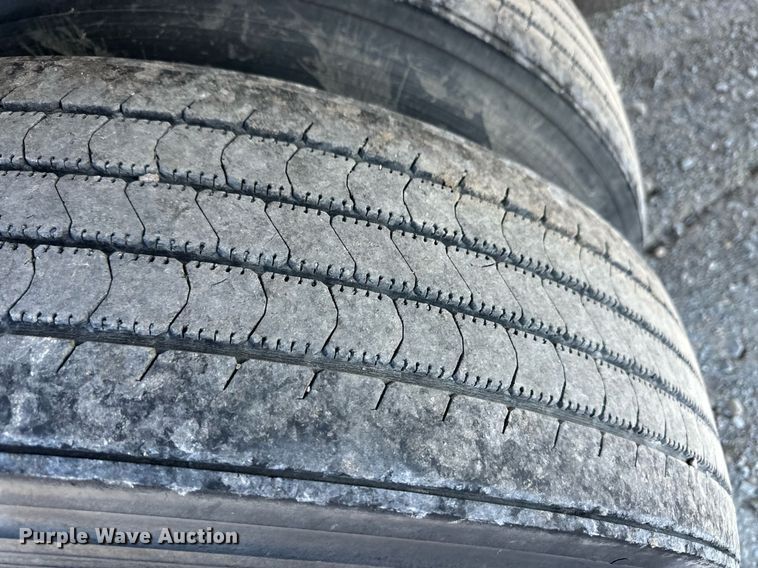 image for item ER8584 2007 Utility VS2RA refrigerated van trailer