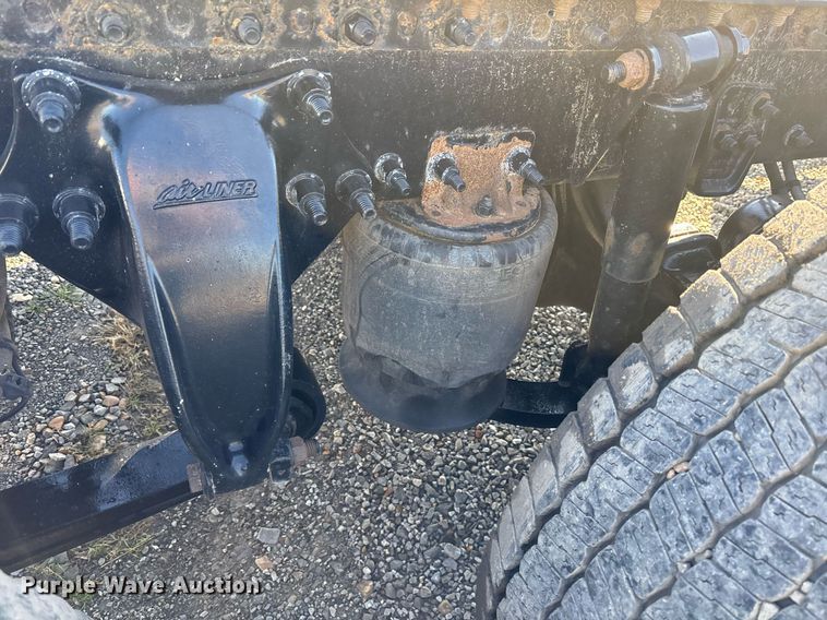 image for item OK9477 2016 Freightliner Cascadia 125 semi truck