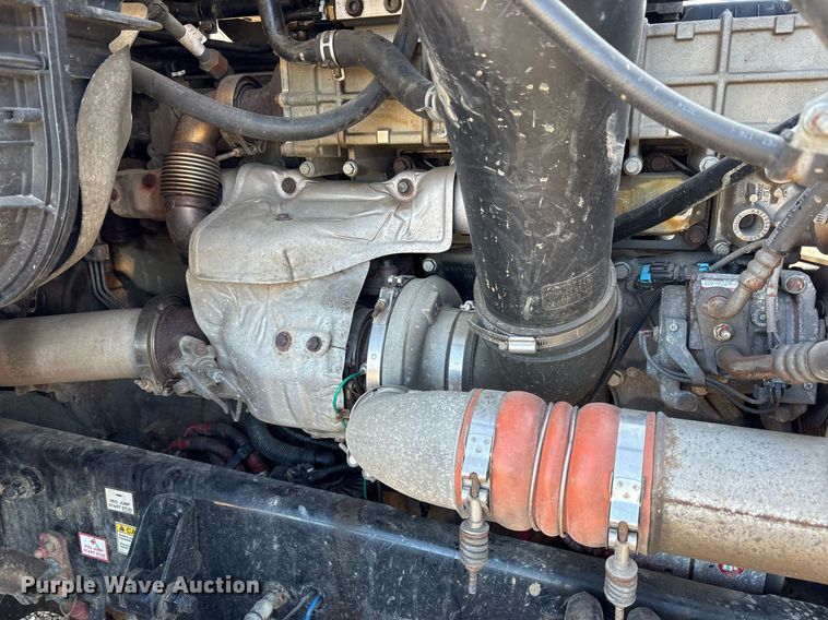 image for item OK9477 2016 Freightliner Cascadia 125 semi truck