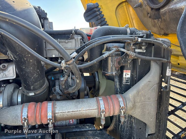 image for item OK9477 2016 Freightliner Cascadia 125 semi truck