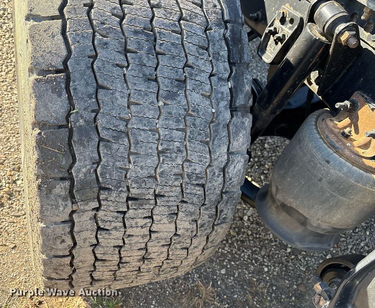 image for item OK9477 2016 Freightliner Cascadia 125 semi truck