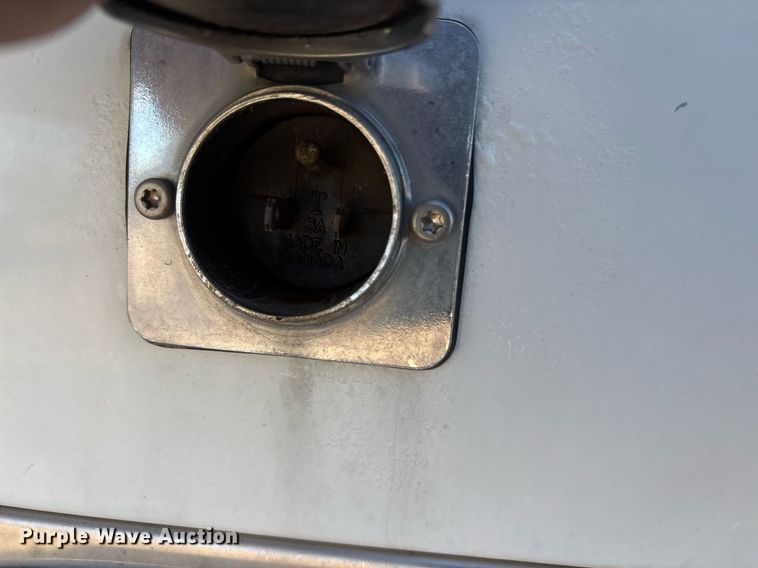 image for item OK9490 2006 Freightliner FLD132 Classic XL semi truck