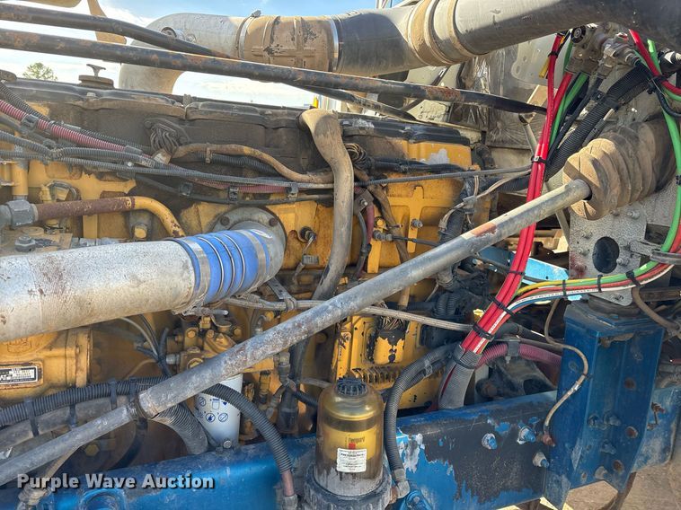 image for item OK9490 2006 Freightliner FLD132 Classic XL semi truck