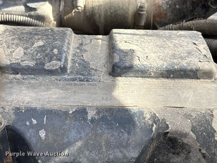 image for item OK9496 2007 Mack CXN613 semi truck