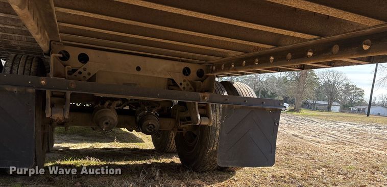 image for item OK9497 2004 Utility Trailers VS2DC dry van trailer