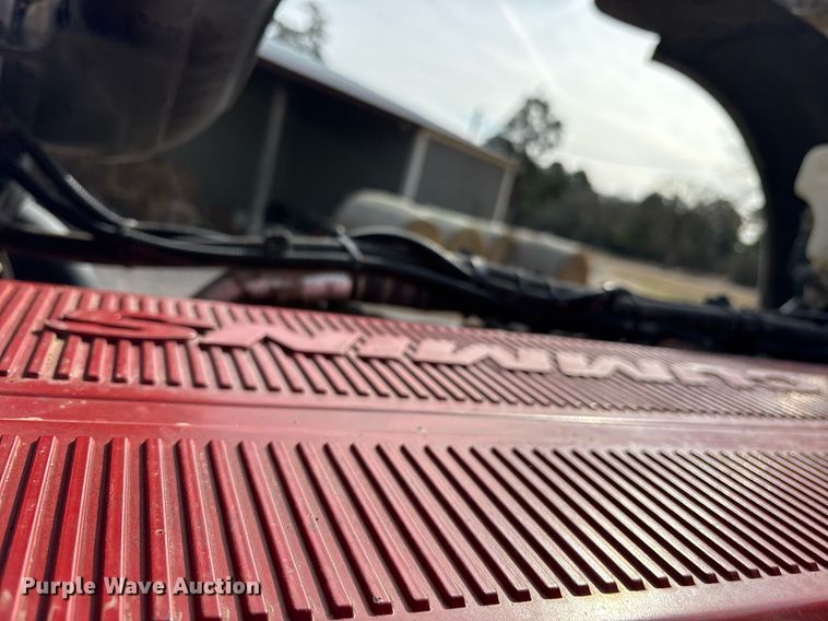 image for item OK9498 2010 Peterbilt 388 semi truck