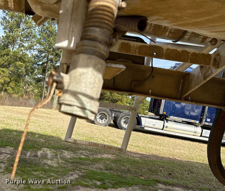 image for item OK9499 1991 Vim Trailer Manufacturing 307AL tank trailer