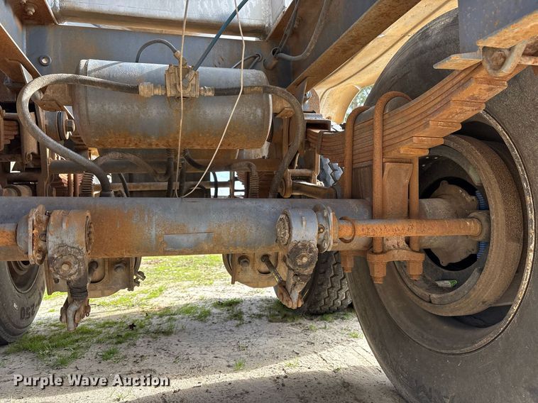 image for item OK9499 1991 Vim Trailer Manufacturing 307AL tank trailer