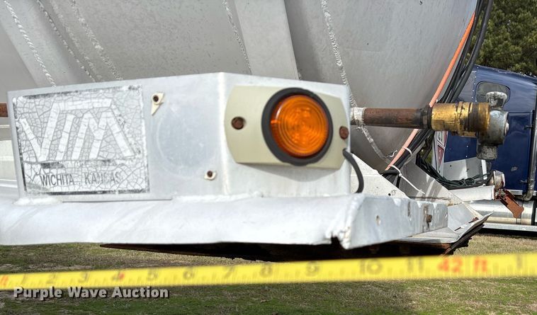 image for item OK9499 1991 Vim Trailer Manufacturing 307AL tank trailer