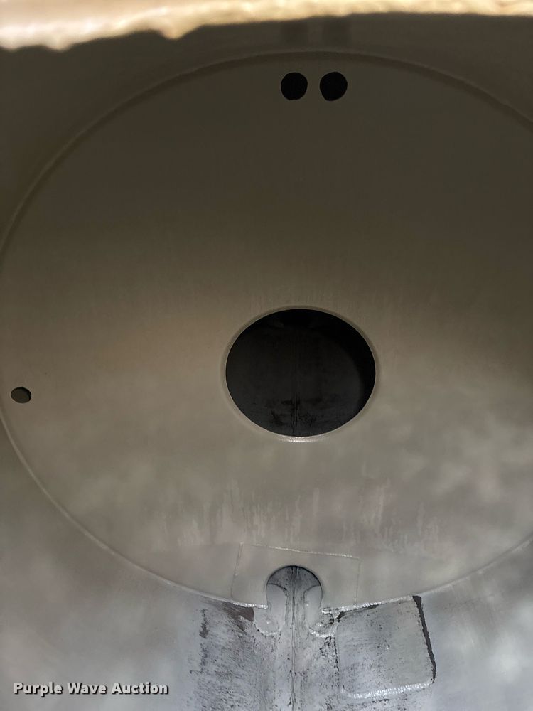 image for item OK9499 1991 Vim Trailer Manufacturing 307AL tank trailer