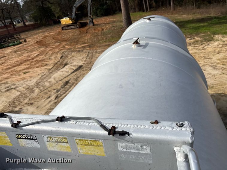 image for item OK9499 1991 Vim Trailer Manufacturing 307AL tank trailer