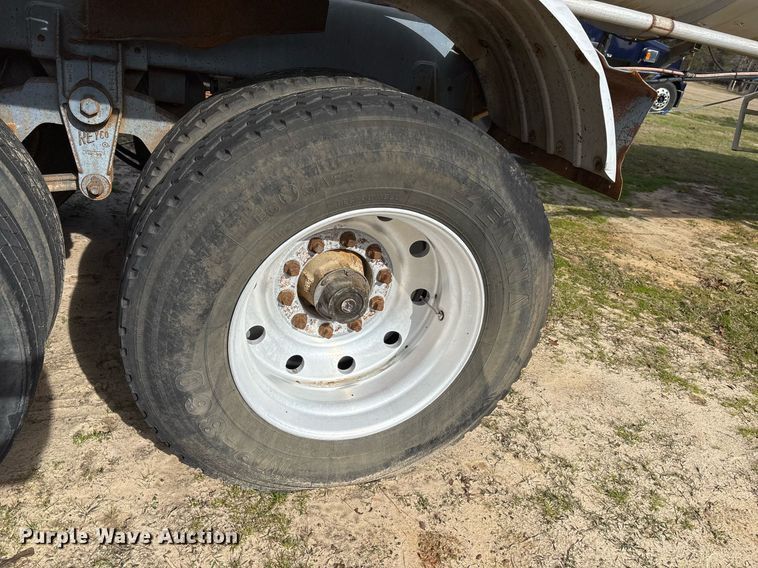 image for item OK9499 1991 Vim Trailer Manufacturing 307AL tank trailer