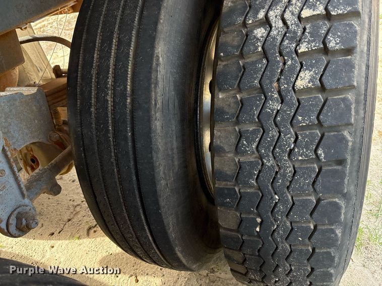 image for item OK9499 1991 Vim Trailer Manufacturing 307AL tank trailer