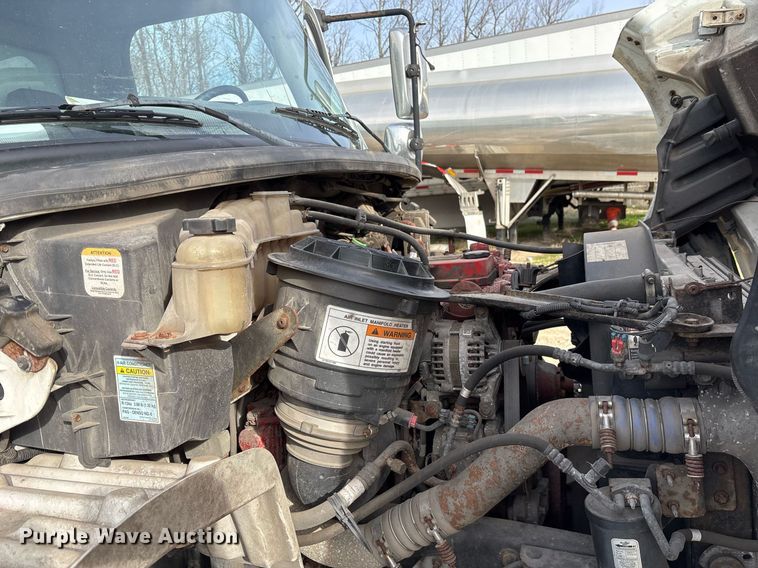 image for item OK9502 2013 Freightliner Business Class M2 box truck