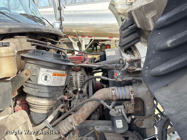 image for item OK9502 2013 Freightliner Business Class M2 box truck