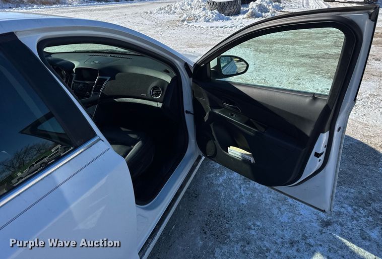 image for item DH9697 2014 Chevrolet Cruze 