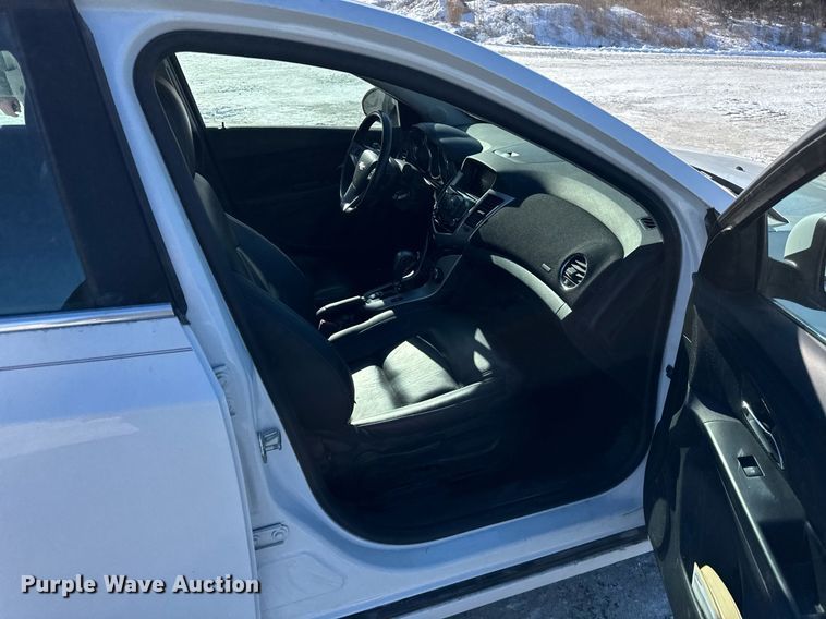 image for item DH9697 2014 Chevrolet Cruze 