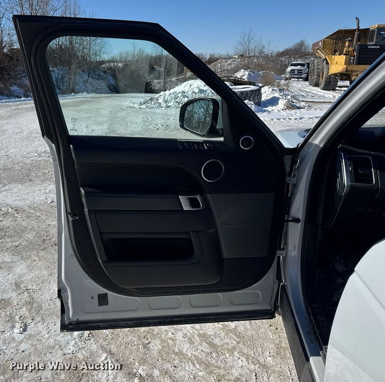 image for item DH9711 2016 Land Rover Range Rover SUV