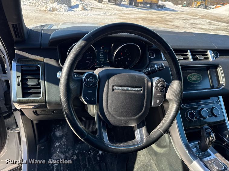 image for item DH9711 2016 Land Rover Range Rover SUV