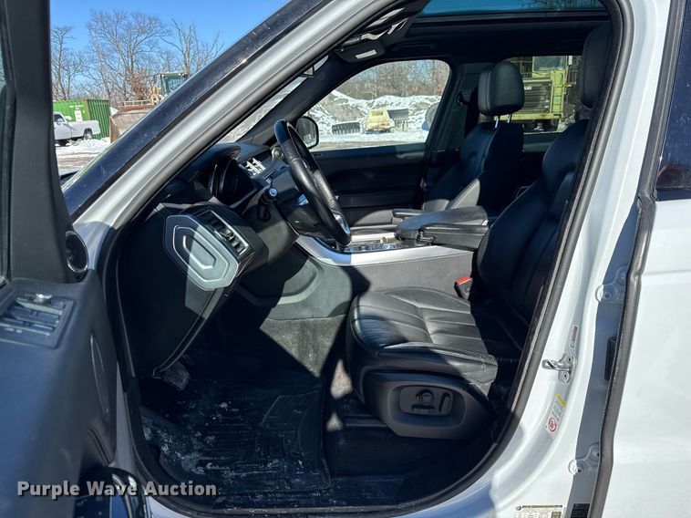 image for item DH9711 2016 Land Rover Range Rover SUV