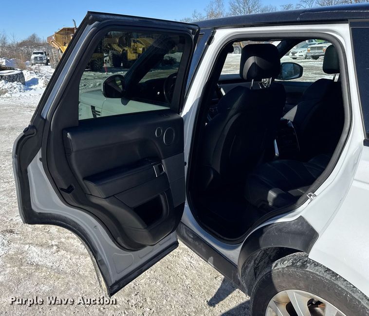 image for item DH9711 2016 Land Rover Range Rover SUV