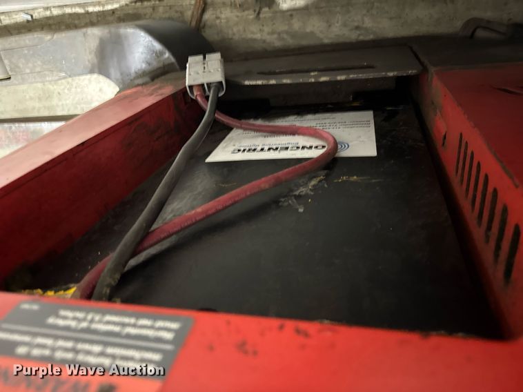 image for item DH9764 2009 Raymond 740 R35T order picker