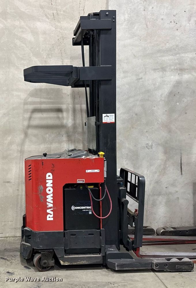 image for item DH9765 Raymond Easi R 30TT order picker