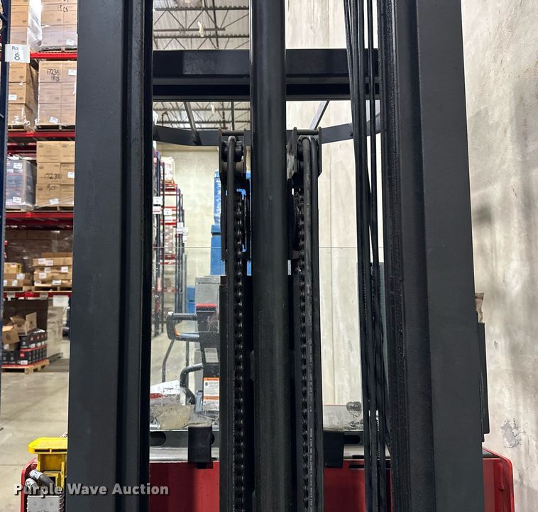 image for item DH9765 Raymond Easi R 30TT order picker