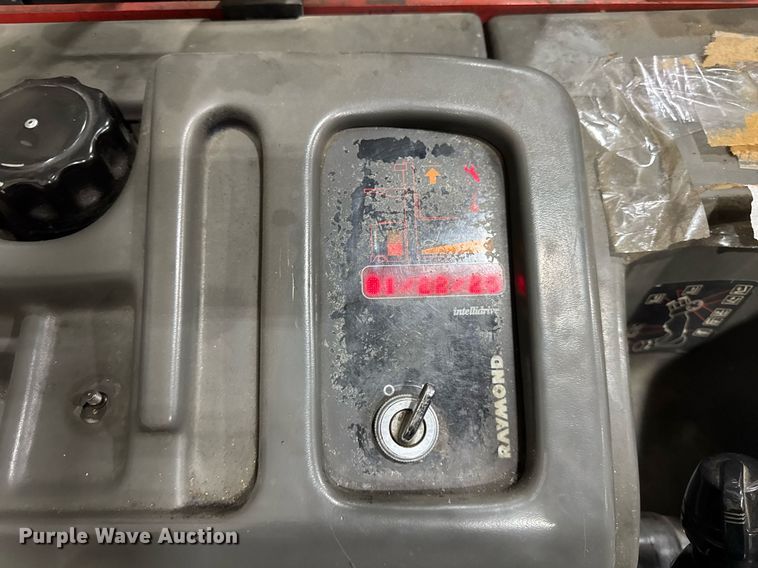 image for item DH9765 Raymond Easi R 30TT order picker