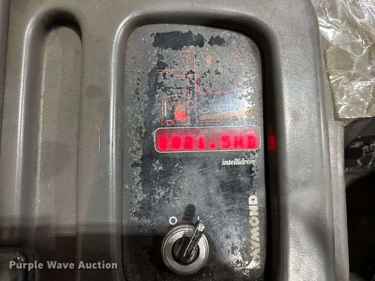 image for item DH9765 Raymond Easi R 30TT order picker