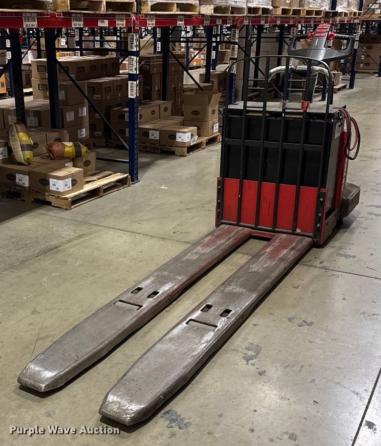 image for item DH9766 2009 Raymond 112TM-FRE60L pallet jack