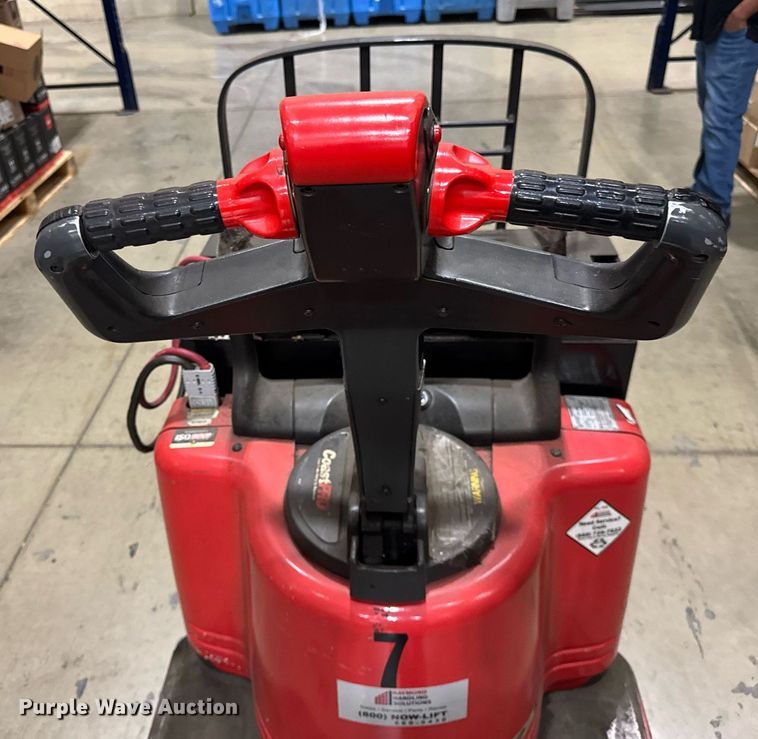 image for item DH9766 2009 Raymond 112TM-FRE60L pallet jack