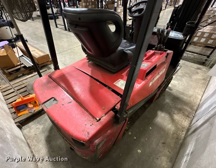 image for item DH9767 Raymond 440 C40 forklift