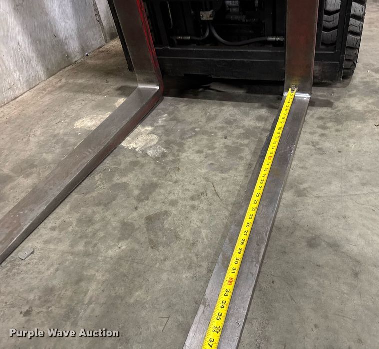 image for item DH9767 Raymond 440 C40 forklift