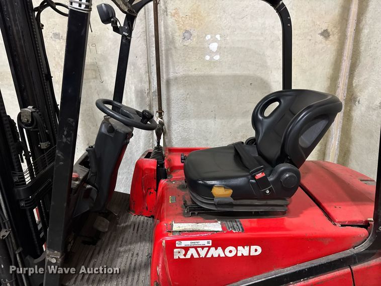image for item DH9767 Raymond 440 C40 forklift