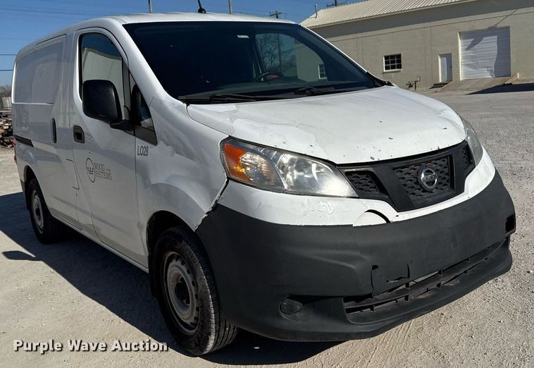 image for item DM5511 2013 Nissan NV200 van