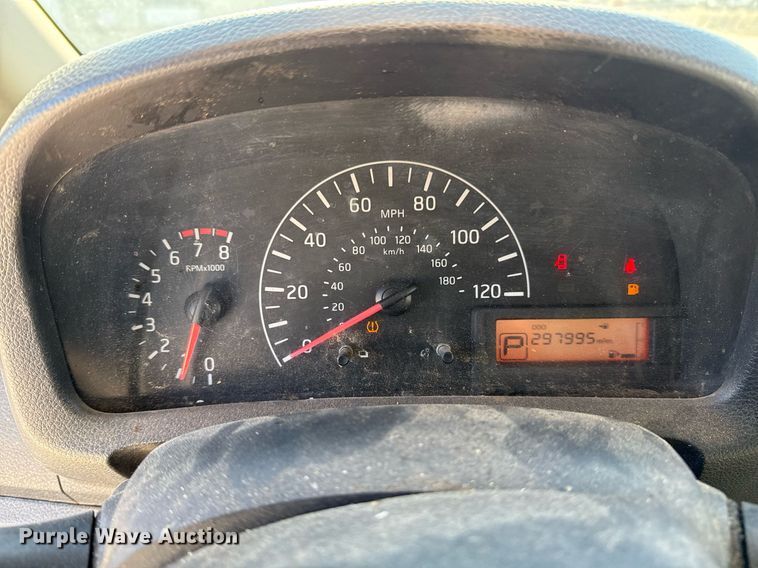 image for item DM5511 2013 Nissan NV200 van