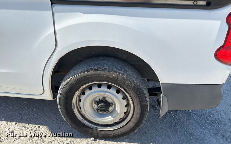 image for item DM5511 2013 Nissan NV200 van
