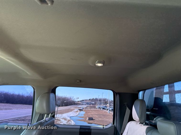 image for item DM5526 2019 Ford F550 Crew Cab flatbed truck