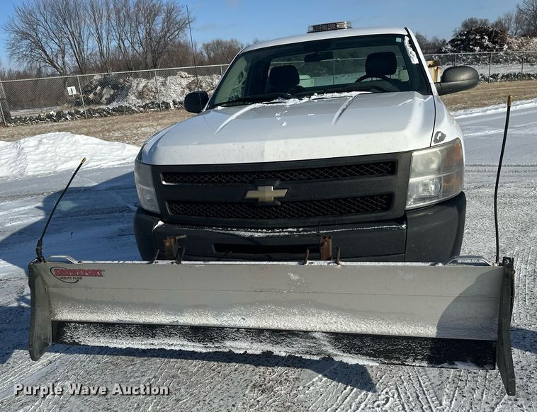 image for item DN0941 2011 Chevrolet Silverado 1500 utility bed pickup truck